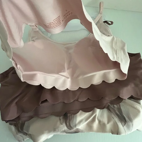 Danskin 3pc Super Soft Pull-on Bra Set. Removable Pads, Adjustable Straps - Picture 11 of 15